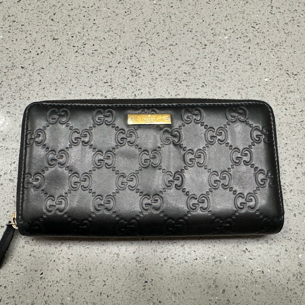 Gucci wallet